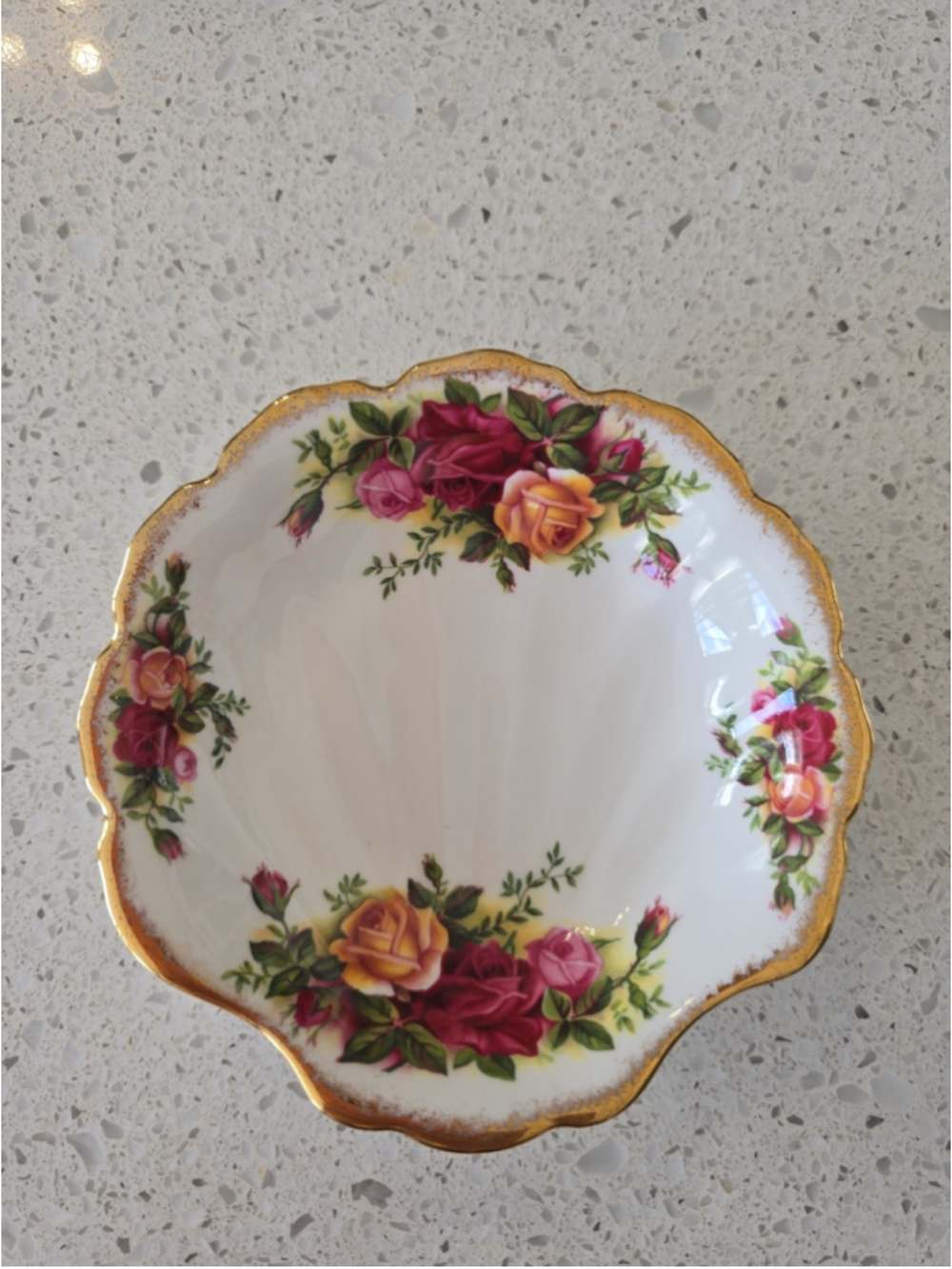 Vintage Royal Albert Old Country Roses Shell Shaped Dish Bone China England